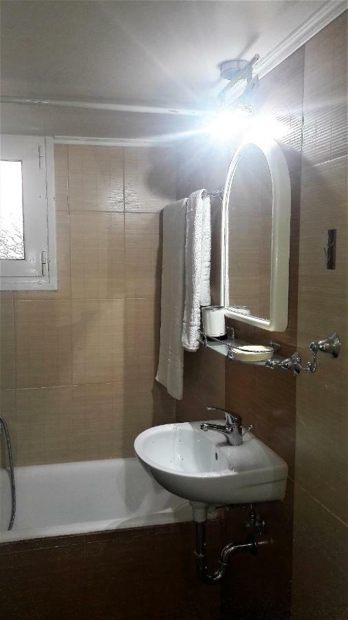 Marras Apartment Athene Buitenkant foto