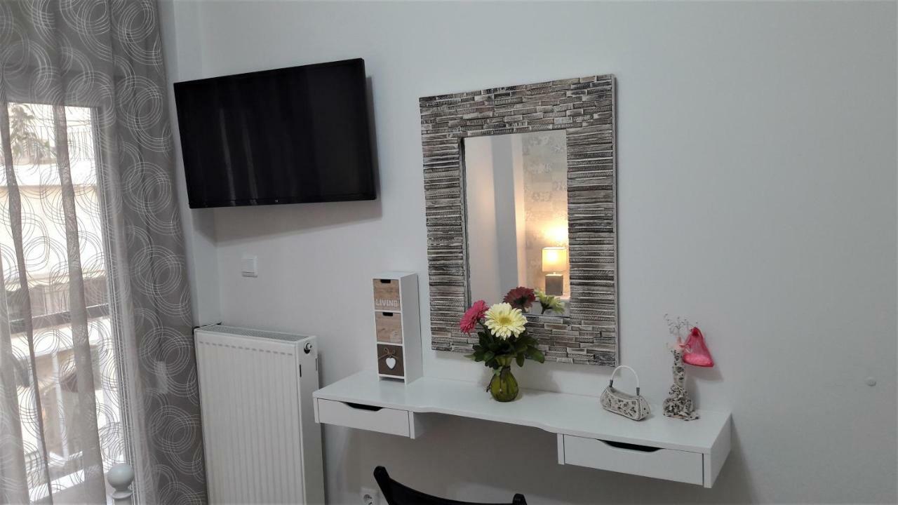 Marras Apartment Athene Buitenkant foto