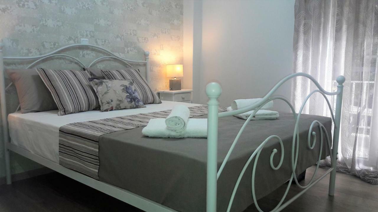 Marras Apartment Athene Buitenkant foto